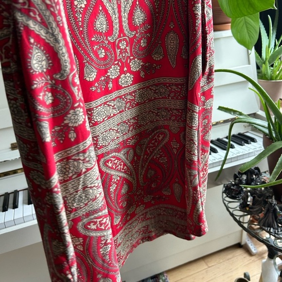 Paisley Red Sleeveless Dress w Pockets - Picture 8 of 15